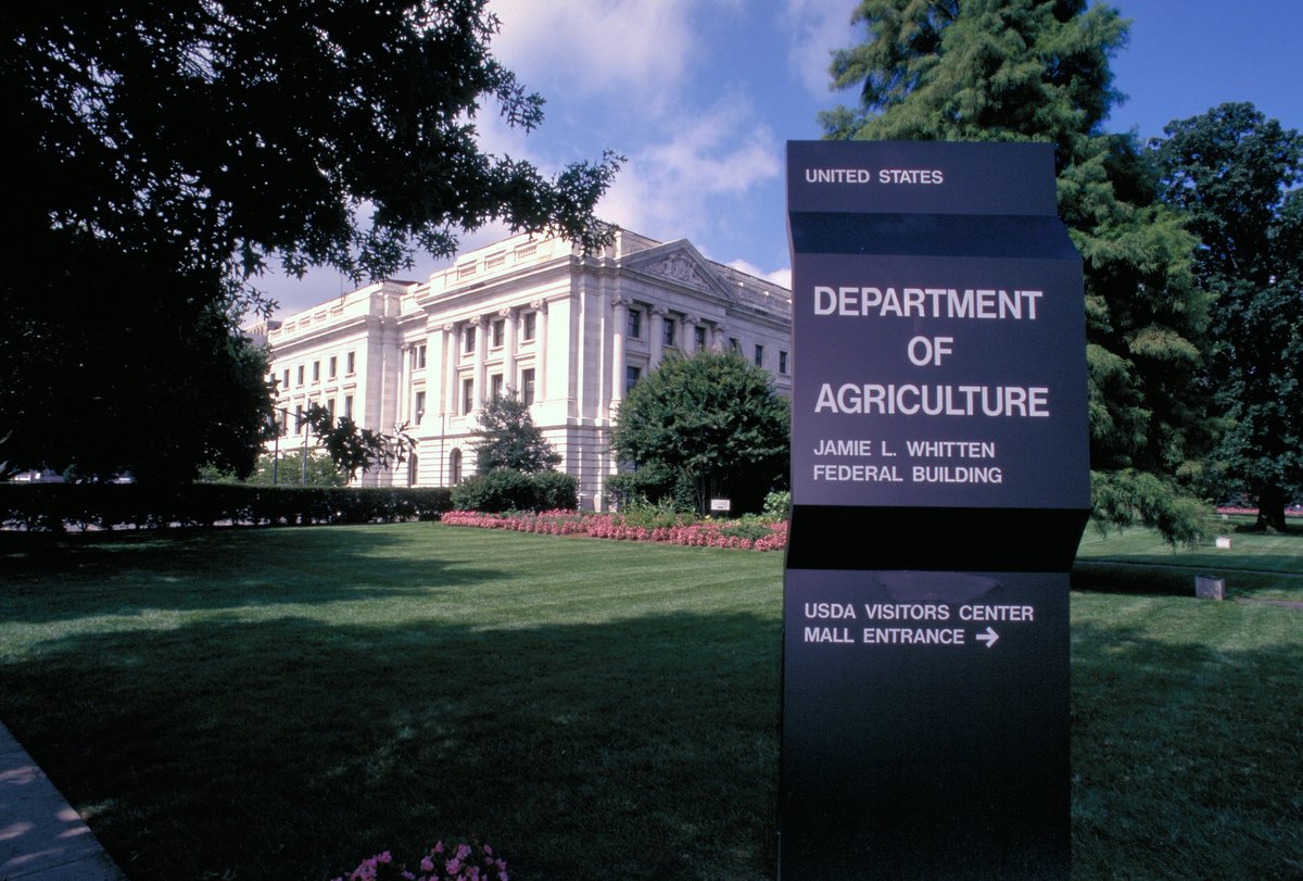NEWS: @USDA and @USTradeRep are accepting applications for new members to serve on agricultural trade advisory committees. Applications must be received by 5 p.m. ET on Jan. 31, 2024. Complete details available at fas.usda.gov/newsroom/usda-….