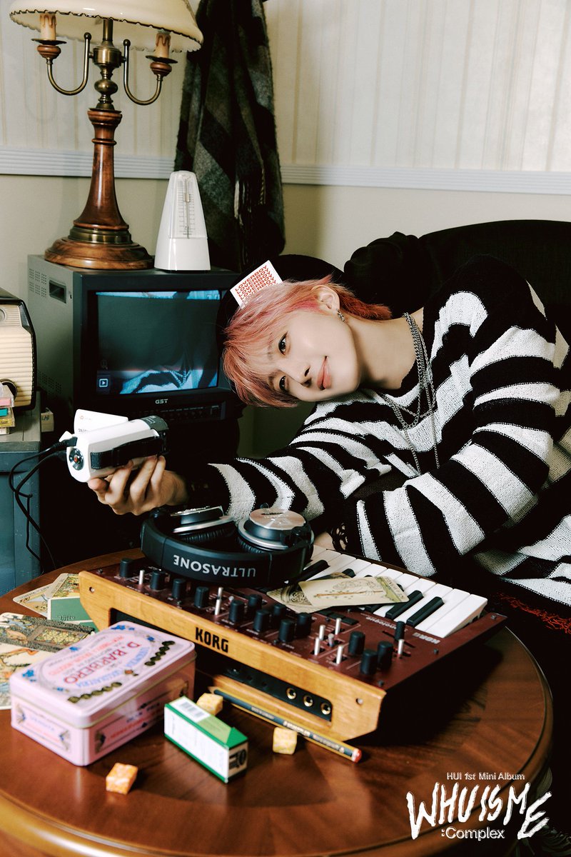kkikkodanINA's tweet photo. 후이 1st Mini Album [WHU IS ME : Complex]
Concept Image #03

2024.01.16. 18:00 (KST)

#후이 #HUI
#WHU_IS_ME_Complex https://t.co/pJYFSEORtr