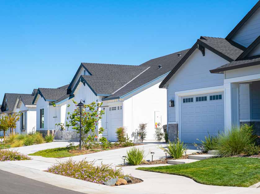GARoofingNJ's tweet photo. Understanding the Average Lifespan of a Roofing System https://t.co/IHIGPUtIMk https://t.co/ye26Fgvxrd