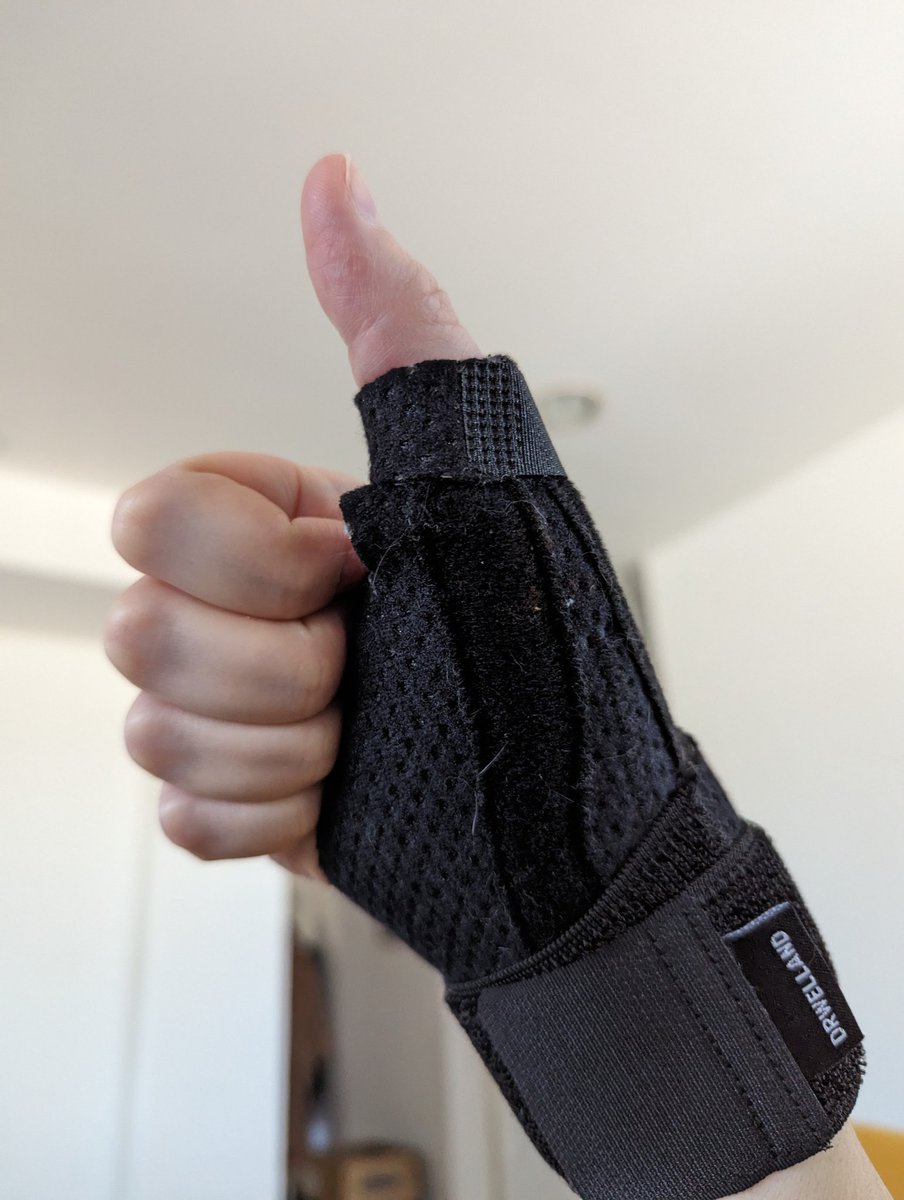 JuliaLepetit's tweet image. New cast forcing me to be Commodus on every little decision.