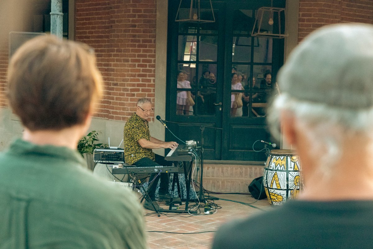 #UruguayXXI estuvo presente en una nueva edición de Campo Art Fest en Pueblo Garzón, encuentro que congrega a una destacada comunidad de artistas, tanto locales como internacionales para crear intervenciones en diversos lugares del pueblo.