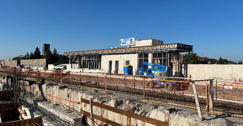 GOExpansion's tweet photo. #MapleGO: Drop by Maple GO Station on January 9 from 5:30am to 9:30am for a hot beverage on us!
#MetrolinxFYI @GOtransitBR