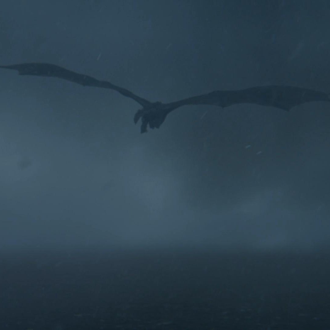 jjmileo's tweet photo. can’t stop thinking about the fact that drogon lost his brothers and his mom and now he's completely alone in the world.. he'll live forever alone https://t.co/VD7WCiNAjs
