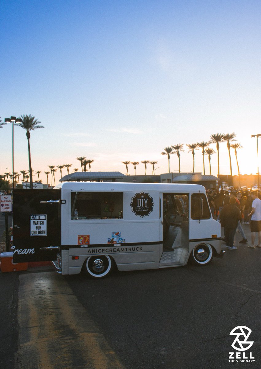 hari_zell's tweet photo. Car Meet Things🏎️
.
.
.
#carmeets #Arizona #Scottsdale #AutomotivePhotography https://t.co/rru2eiHbWk