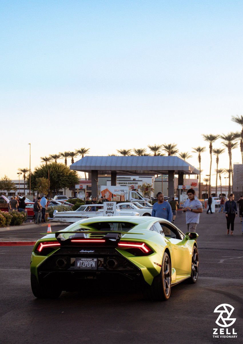 hari_zell's tweet photo. Car Meet Things🏎️
.
.
.
#carmeets #Arizona #Scottsdale #AutomotivePhotography https://t.co/rru2eiHbWk