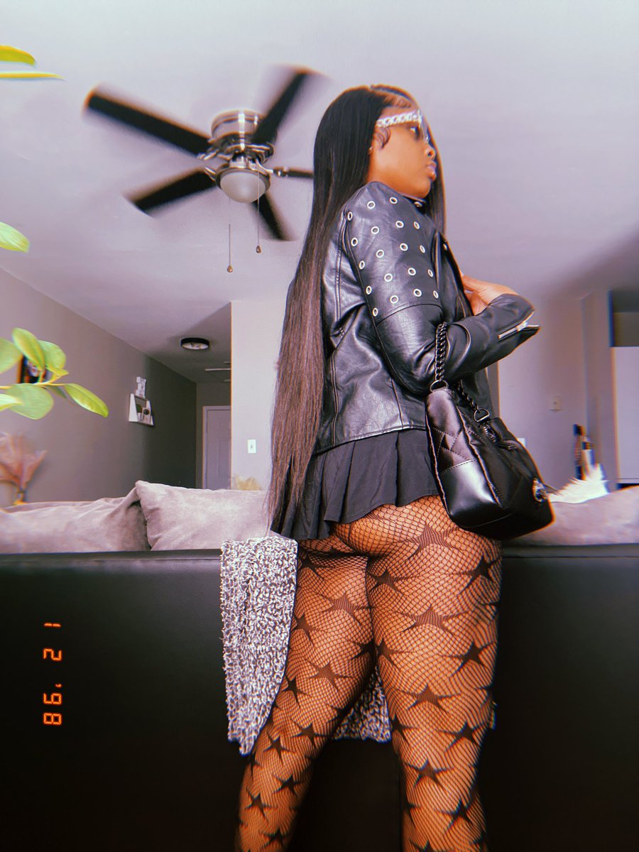 therealher4601's tweet photo. Day 2 https://t.co/ptzS5nDnhG
