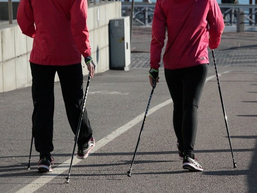 'Mehr #Bewegung' gehört jedes Jahr aufs Neue wohl zu den beliebtesten Vorsätzen. Wie man in Bewegung kommt, erklärt Sportwissenschaftlerin Nicole Stefan-Schick, Bewegungsreferentin bei der Deutschen #Rheuma-Liga: rheuma-liga.de/aktuelles/deta… #rheumaliga #gemeinsammehrbewegen