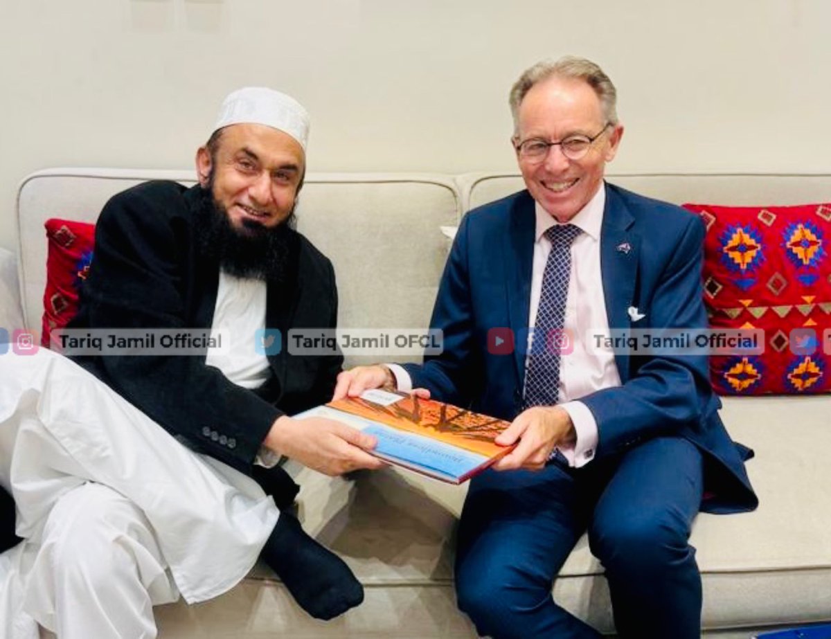 It was an absolute honour to meet Australian High Commissioner to Pakistan, Mr. Neil Hawkins, at my residence in Faisalabad. The honorable High Commissioner also presented me a book about Australian Muslim History and the positive contributions made by Muslim Australians in