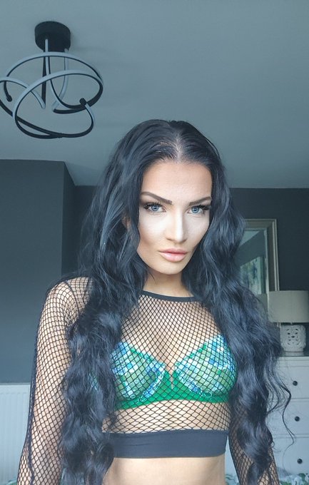 HAPPY NEW YEAR HERES TO 2024 AND A LOOOOOT MORE FILTH 🥂😈💦 https://t.co/A48ePOrbHZ