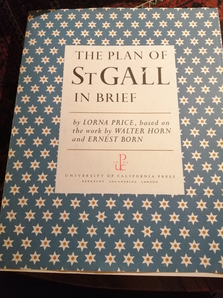 DulcimerKate's tweet photo. New Year charity shop surprise!
#medieval #architecture #stgall https://t.co/JgBpeogIzk