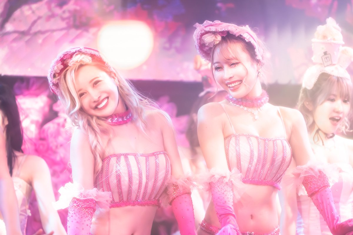 B_Kagamin's tweet photo. #バーレスク東京
#エンタメ活動を止めない
#ソファニー
#soffany
@sora_burlesque
@burlesque_T
2023.12.31 https://t.co/3kUeFuSf77