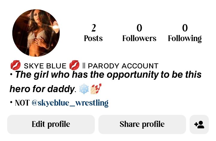 Is my Instagram //skyedoleckirp