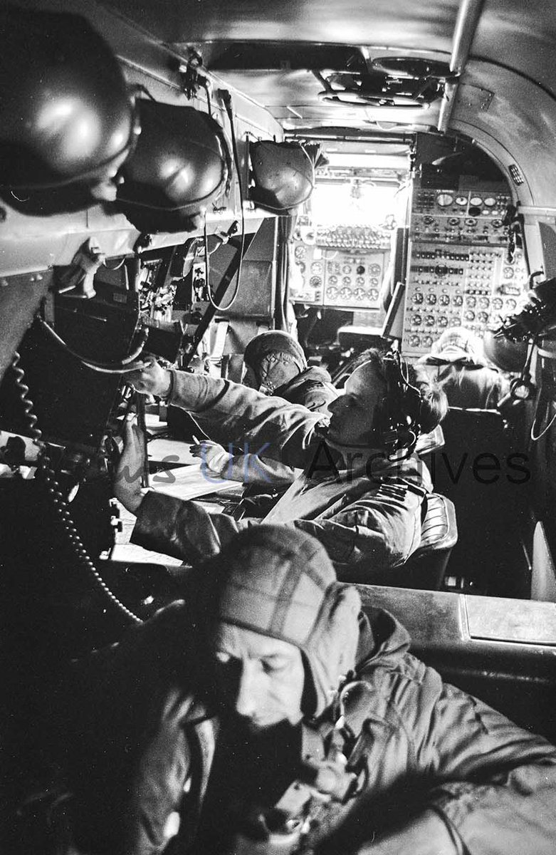 mbarnesn16's tweet photo. 06.03.1968. A busy office aboard a Coastal Command Shackleton up from Ballykelly to shadow a Russian ELINT "trawler" making mischief. One of a brilliant set by Harry Kerr. @NewsUKArchives @NewsUKLicensing @clark_aviation @exoticaviation @RAFMUSEUM https://t.co/PPozpw05iL