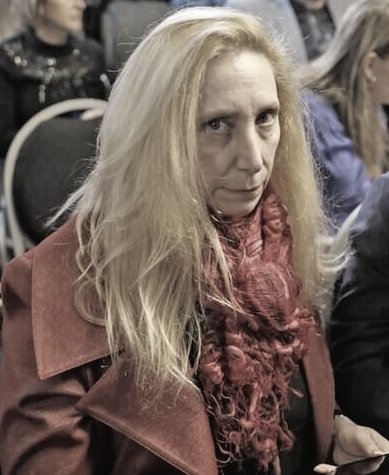 BiondiniCesar's tweet photo. Después de purgar a 22 generales del Ejército, Milei le dio el control de la Casa Militar (responsable de la seguridad presidencial) a su hermana, Karina. Ahora los uniformados de la Casa Rosada son comandados por una tarorista. ¿Se viene la oficialización del ingreso de agentes extranjeros en el cuerpo castrense argentino? La Ley Ómnibus abriría ese camino.