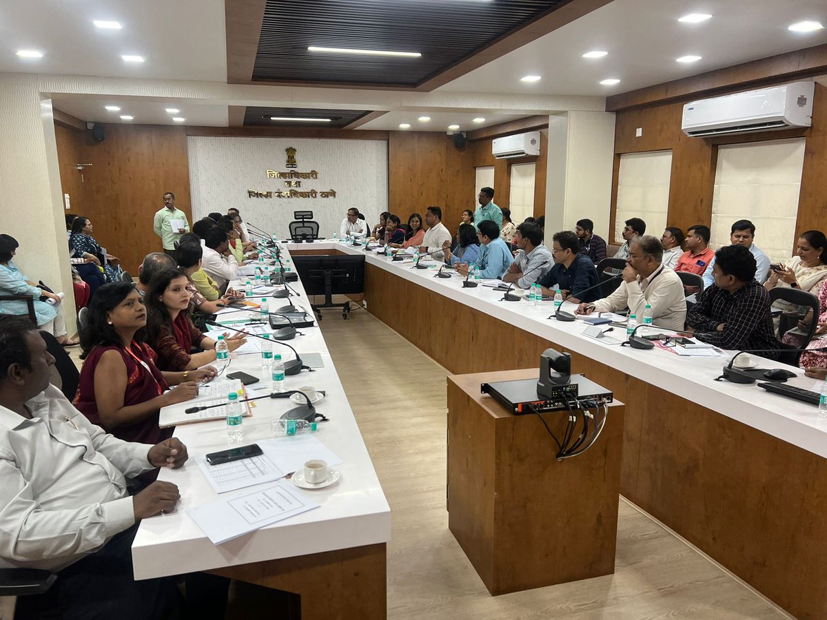 #NISHTHA was part of the #DistrictLevelZoonotic & #ClimateChangeCommittee meeting in #Thane, #Maharashtra, under the leadership of the #DistrictCollector. Explored strategies for combatting #heat & #airpollution-related illnesses alongside 40 healthcare & other professionals.