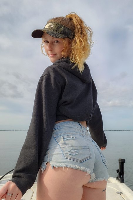 Let's make some wake!  https://t.co/dUFQZHEibe https://t.co/vKNGHWmBJh