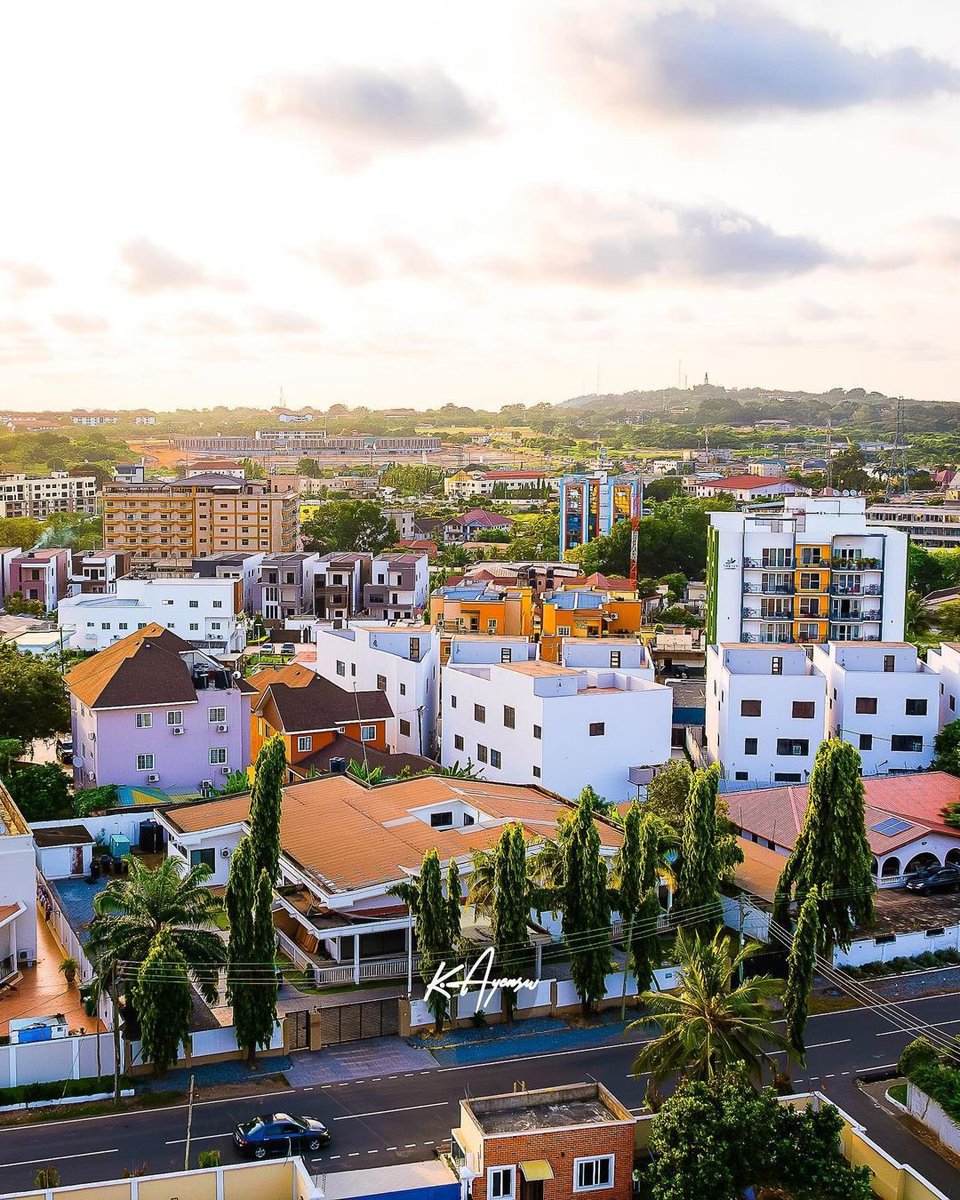 ghanaspot's tweet photo. East Legon, a suburb of Accra. https://t.co/WKl1ZGfIgQ