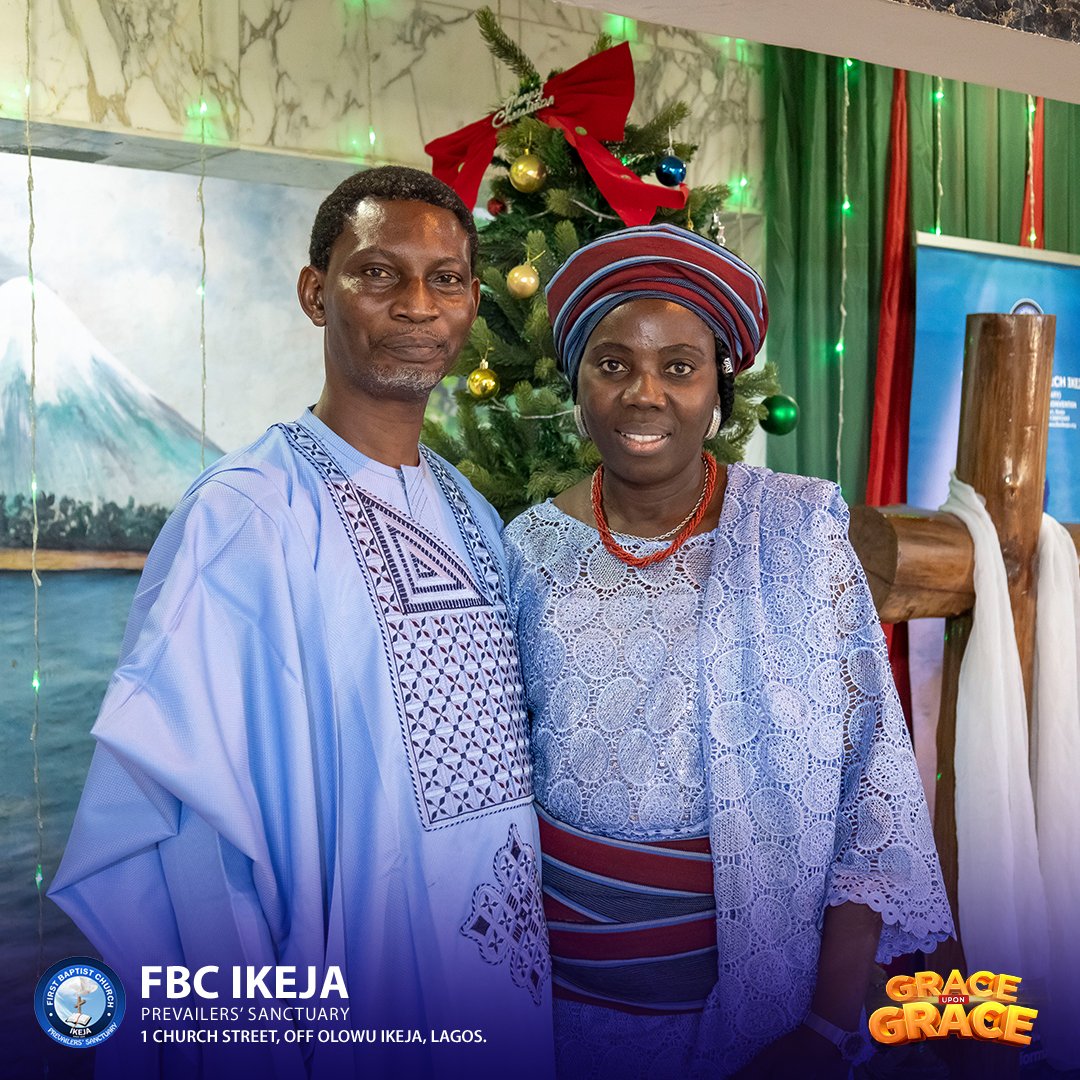 Have you met the family of our Senior Pastor?
Allow us to introduce to you the family of God: Rev. Dr. Kolawole Ogokunle, his amiable wife (Mummy mission) and the amazing children
We pray that they will REIGN IN SUPERIOR COVENANTS in 2024.
Happy new year!
#firstbaptistchurchikeja