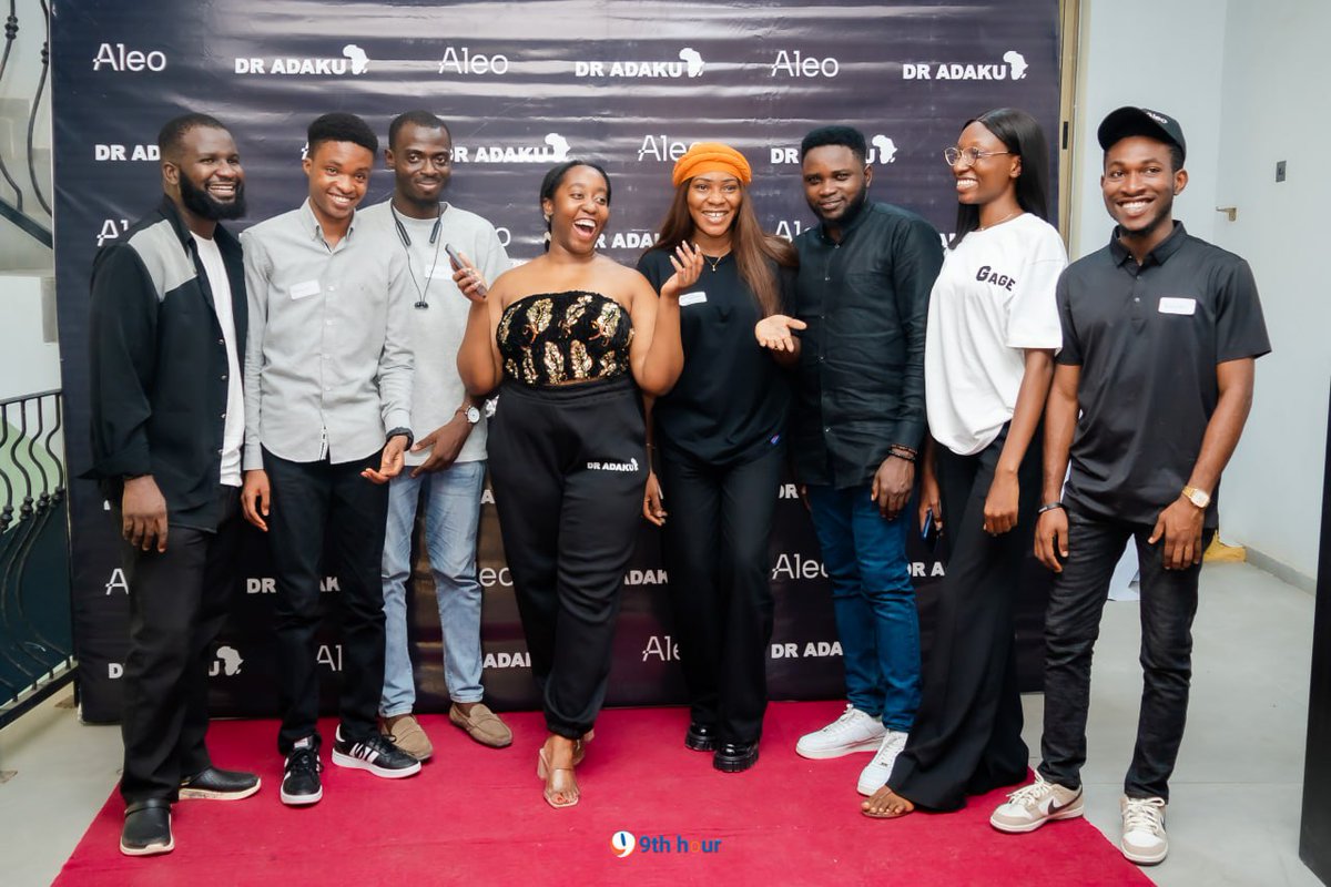 SerahOluwatosin's tweet photo. Spent the last days of 2023 exploring Leo, the emerging language by Aleo at the Aleo zkHouse Lagos. Met great mindsπ
@aleoHQ, @dradaku @alysiatech @contentbounties
#aleonigeria #aleolagos #aleozkhouselagos #contentbounties https://t.co/mHOHUa1hFK