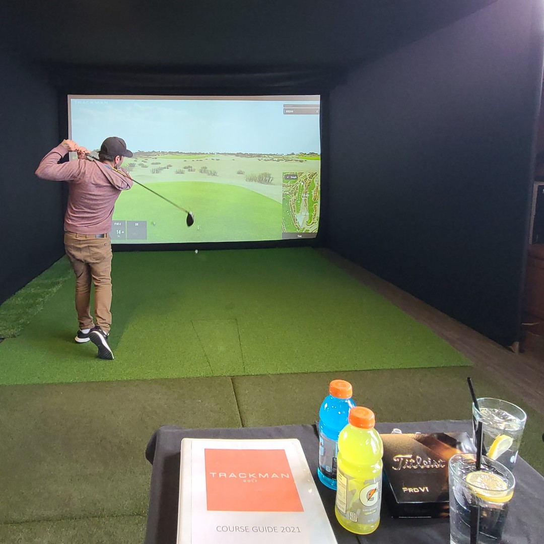 Grab the clubs and keep your swing in shape with our TrackMan4 Golf Simulator. 

Available by appointment only, with 48-hour notice required. 

bit.ly/3SBCcEN 

#tobianobc #tobianogolf #golfkamloops #golfbc #kamloopsbc #kamloops #kamloopsgolf #bcgolf