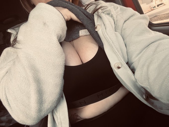 50 likes and 50 comments ill pull these out at work today for you daddy😛😛😛 and post the vid in the comments