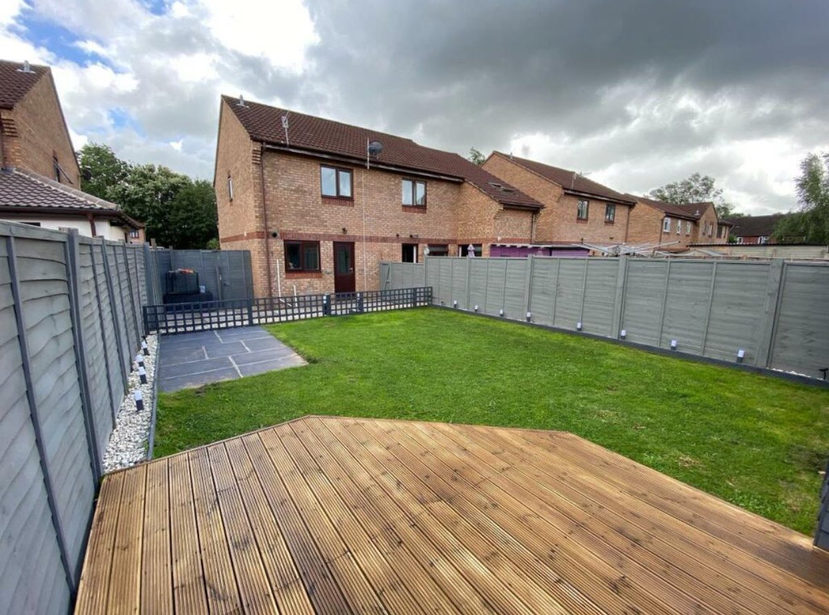 🔥 Hot Property! 🔥 Chain free ✅ Offers invited ✅ Immaculate ✅ Perfect first time or investment buy. Full details here diamondagent.co.uk/property-detai… #tiverton #devon #middevon #exevalley #devonhomes #proudguildmember