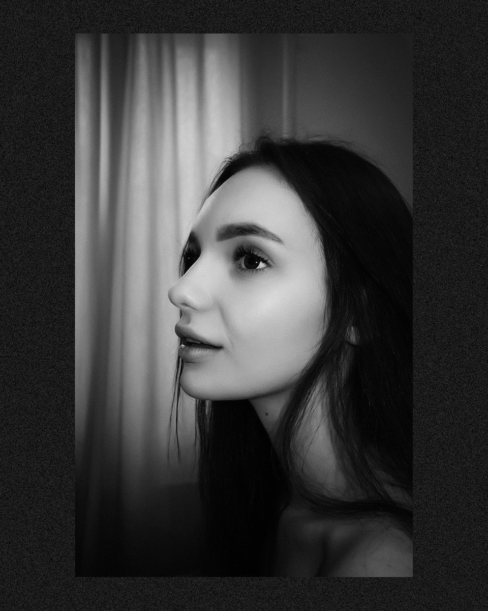 ScofieldPRC's tweet photo. #巴黎约拍 #parisporttait #Paris #parisphoto #nude #nakedportrait 谁懂 在巴黎拍到了人生照片 https://t.co/1wDIYsXQc1