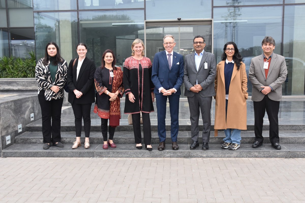 Navid Fazil tweet media