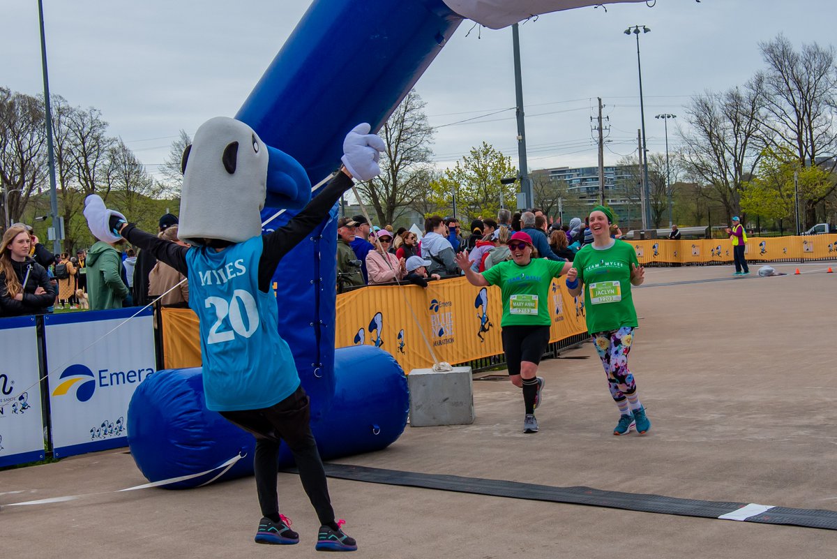 📢 Calling all aspiring runners and those aiming for a healthier lifestyle... Applications for Team Myles Powered by Lifemark are now open!

For more information or to apply, visit bit.ly/48h3llh.