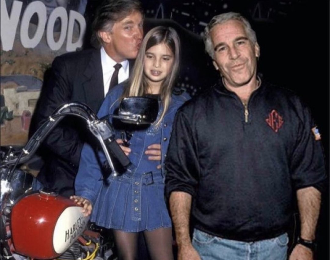 sirDukeDevin's tweet photo. Imagine believing the guy on the left is trying to rid the world of pedophiles while also knowing this picture exists. https://t.co/zON7bHpduT