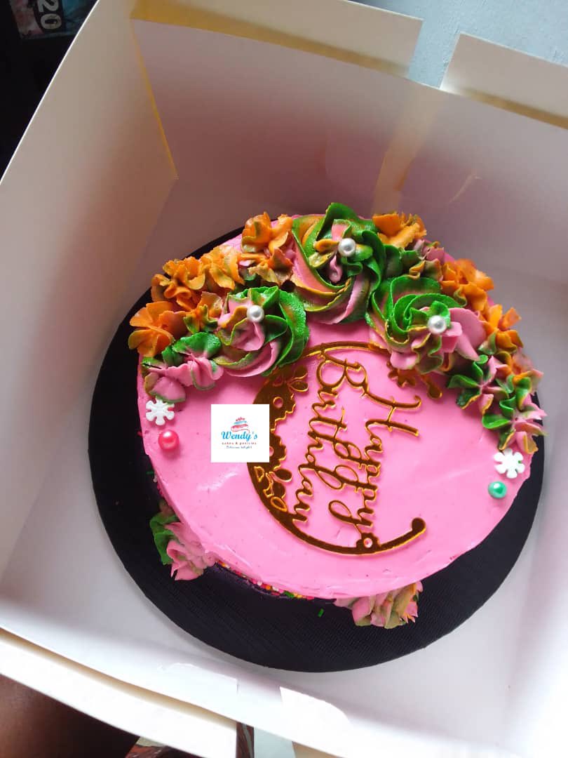 SassenachWendy's tweet photo. π° Guess who's back baking up a storm?
πI'm thrilled to announce that Wendy's Cakes and Pastries is reopening for orders! ππ₯³ Let's sweeten up your year with delicious homemade cakes. Order now and let the indulgence begin! #CakeHaven #OrderNow
#wendyscakesandpastries https://t.co/gRw57Vb2dL