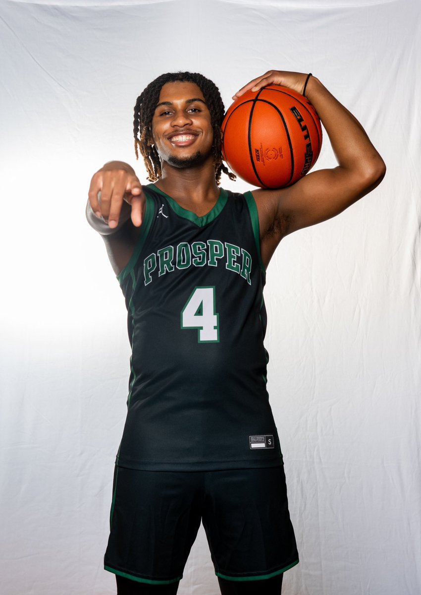 prosperhoops's tweet photo. Make sure to wish our guy @dcarr_2025 a Happy Birthday today!!! https://t.co/UzPvnZLL4x