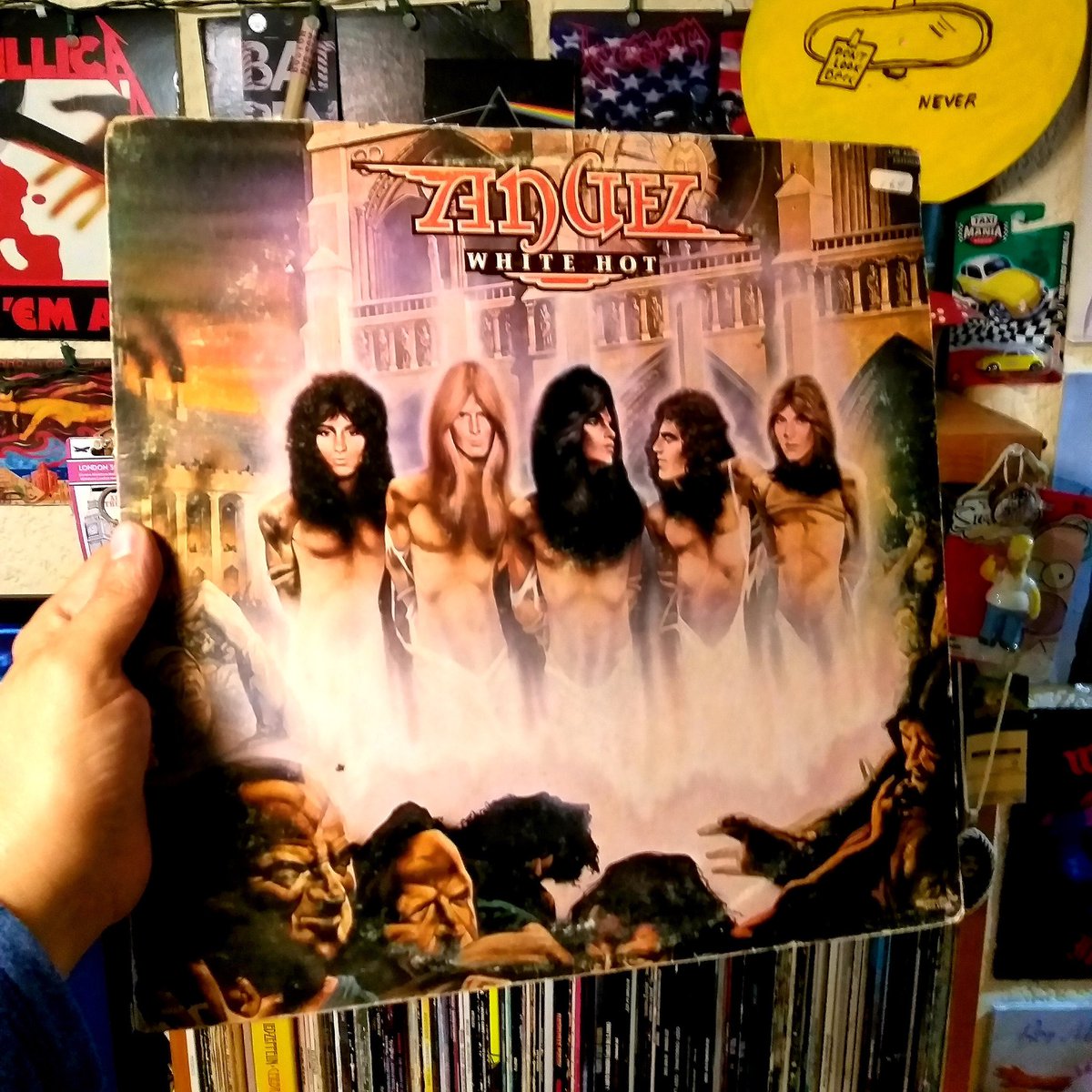 ZTNK71's tweet photo. ANGEL
White Hot
3.jan.1978
#angelband #whitehot https://t.co/HpEVRmNunu
