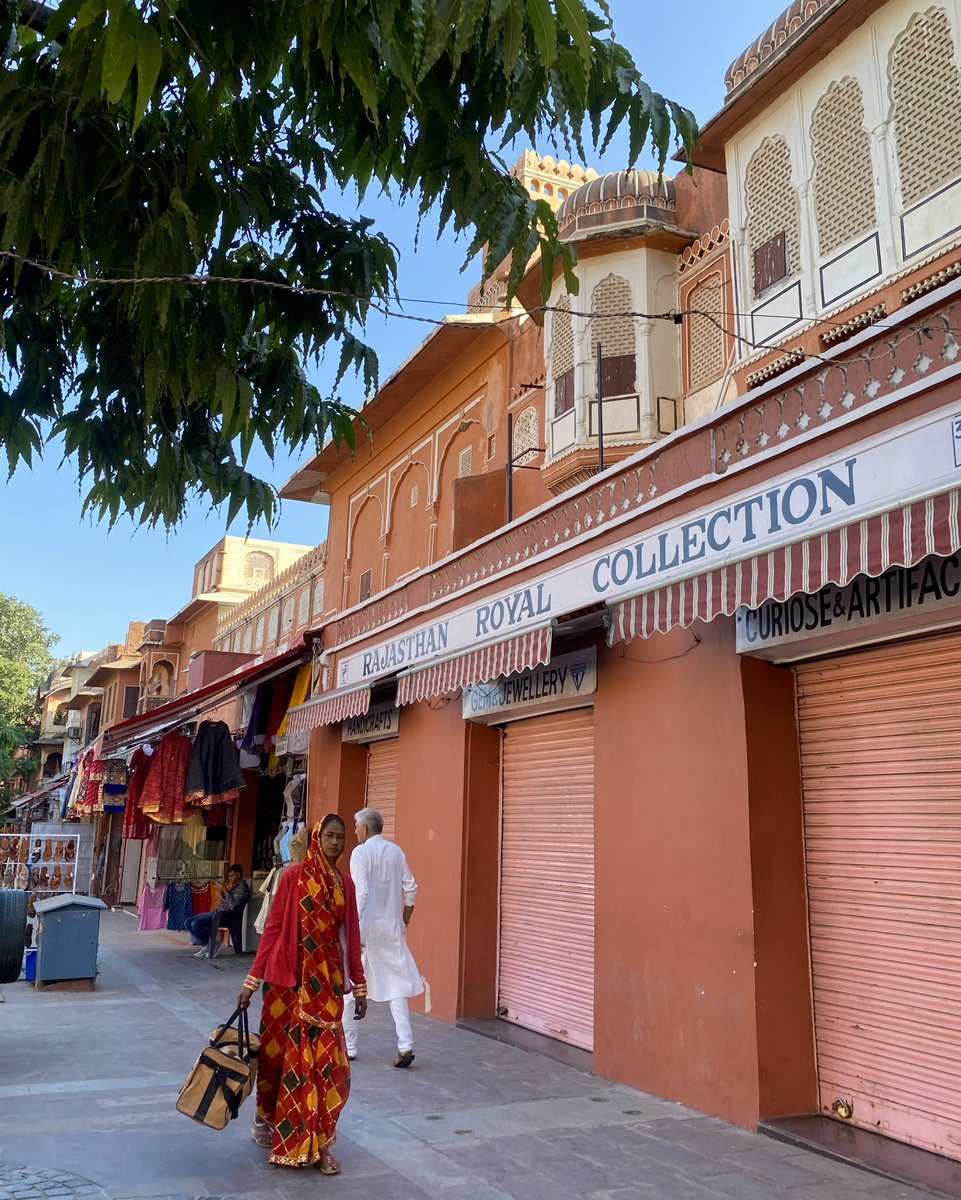 iRahulSarkar's tweet photo. am to pm in Jaipur, India. #jaipur #rajasthan #IncredibleIndia https://t.co/j8gbgeqwGY