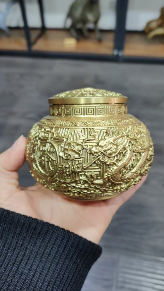 runhenggifts's tweet image. Customized copperware, add a touch of art to your special space #copperware #crafts #art #storagejar #brass #customized