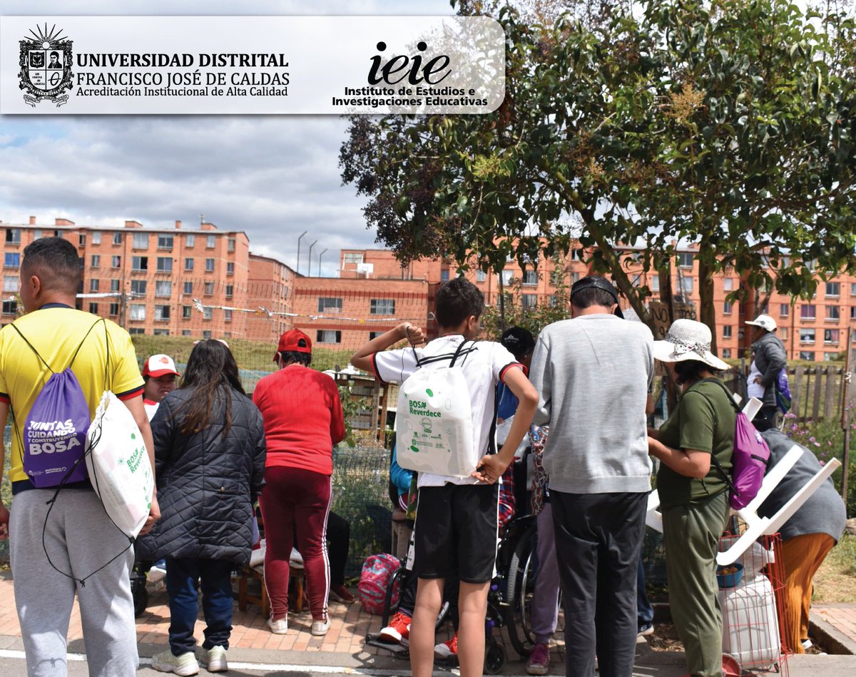 IEIE_UD's tweet photo. 🌱🌼Recordamos el día en que la comunidad de #Bosa en Parques de Bogotá, se unió para sembrar vínculos sólidos y cultivar la Huerta amigos unidos con amor. Este evento no solo floreció con verduras y plantas, sino también con amistad y colaboración. 🌿🤝❤️ #SomosUd #ieie_ud https://t.co/5LGGw7HAE1