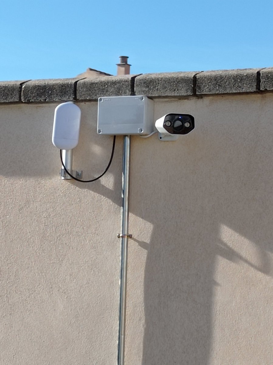 Instalación #CCTV de videovigilancia IP Zosi,  enlazado vía #WiMAX con <a href="/Ubiquiti/">Ubiquiti Inc</a> #Granada #Security