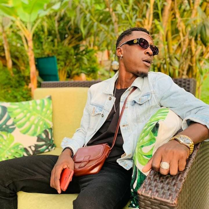 Cistroboy's tweet photo. #NouvellePhotoDeProfil https://t.co/xrX0IdDfdr
