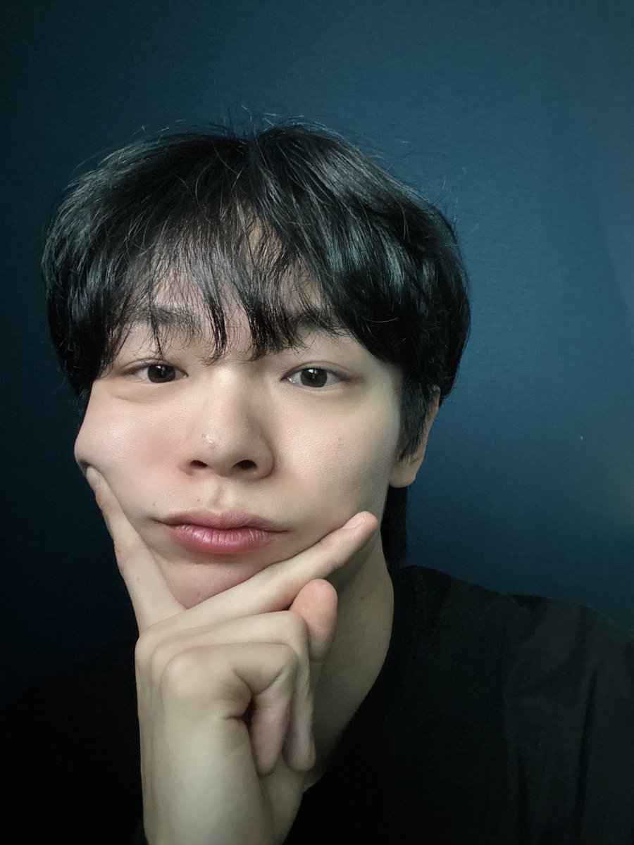 계옮햇습니당!
멘달아주시거나 뎀주시면 알려드릴게영
분철은 그대로 할거니까 걱정마세영!!