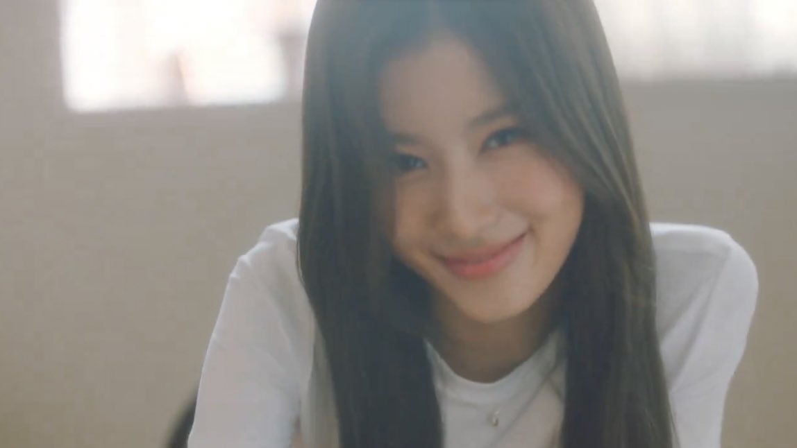 SANABESTGlRL's tweet photo. dear. sana ♡ https://t.co/bGNMZKc2uA