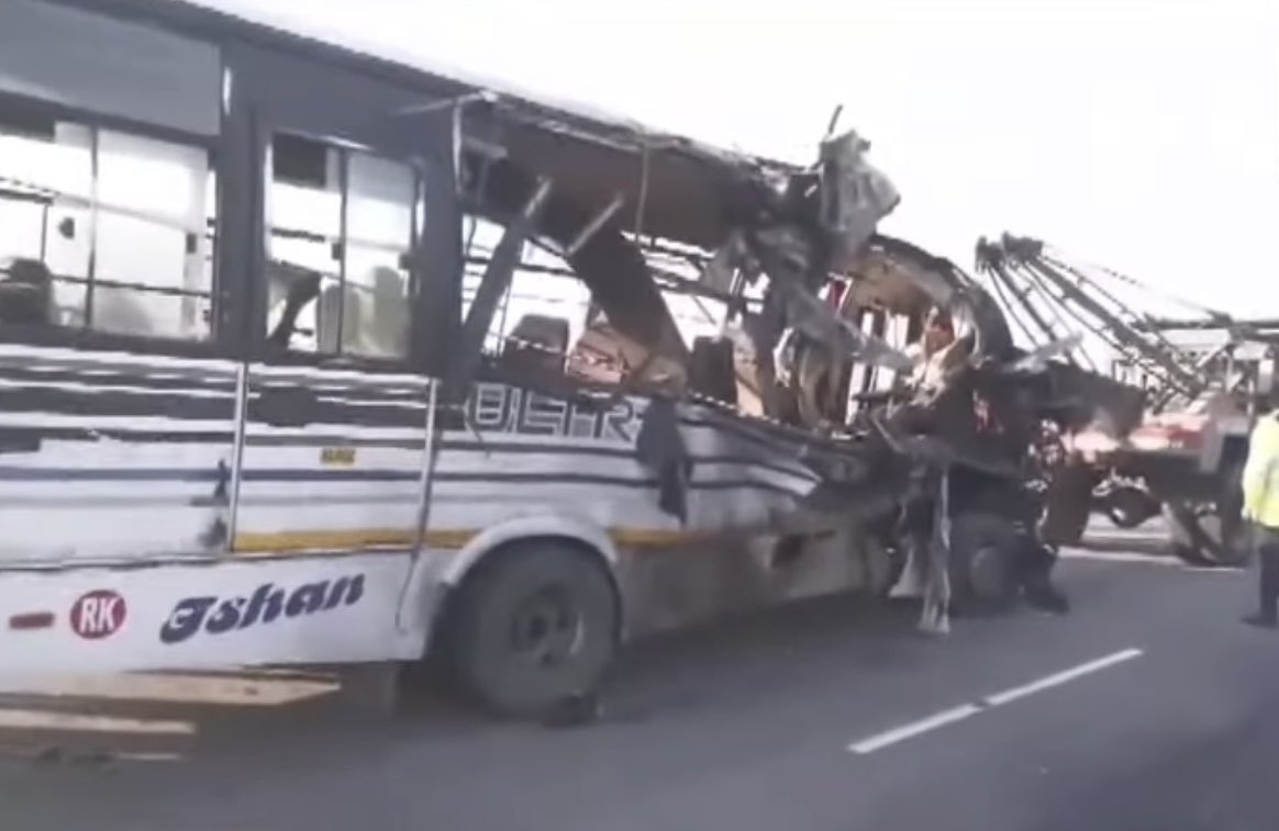 bornsivanu's tweet photo. Bus and truck speed limit must be strictly set to 65kmph at max. Ihave seen many buses and trucks over speeding on the road of assam. Moreover, many driver drive the bus/truck very roughly. Bus and trucks overtaking each other are very common in Assam. High time @himantabiswa https://t.co/2BGJk3Xncd
