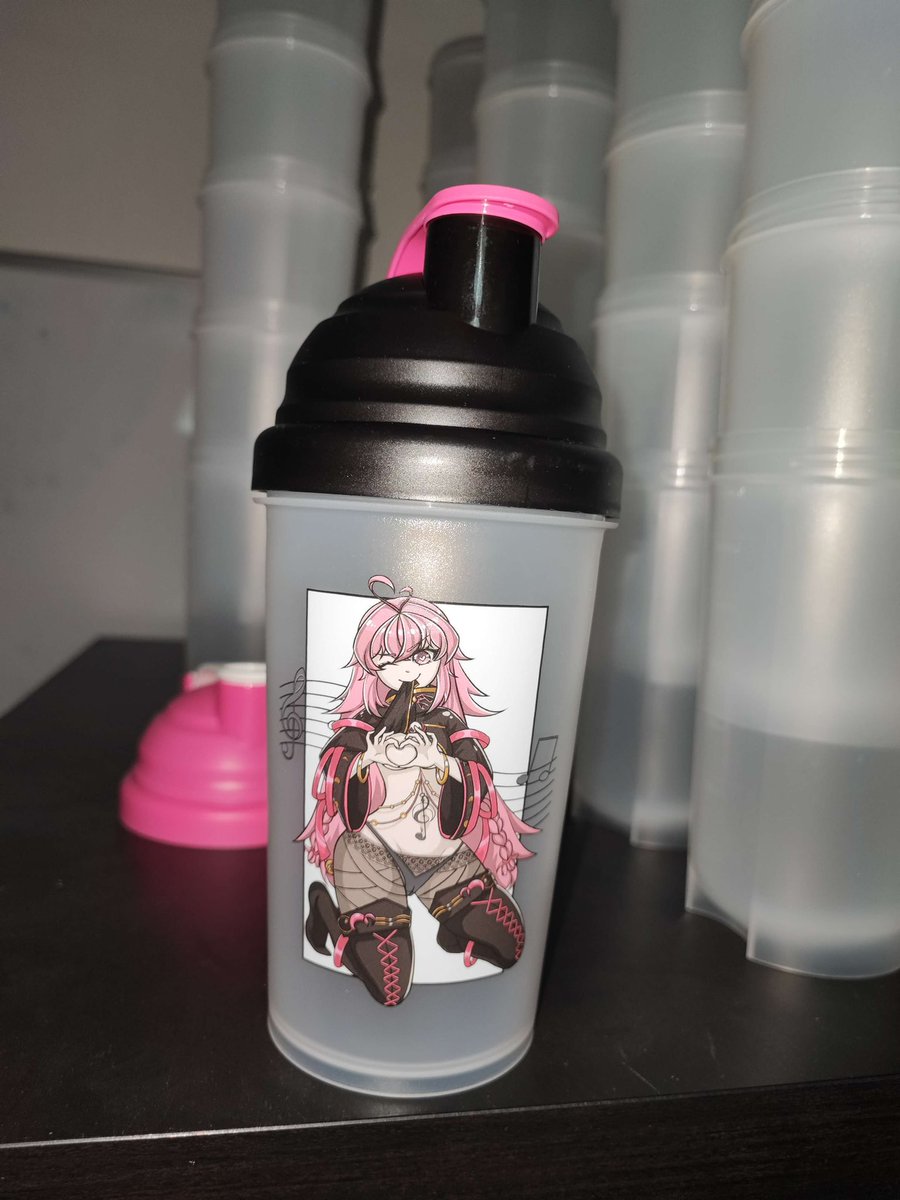 Gonna be starting my Shaker giveaway today!!! All you gotta do is this

- Follow me and <a href="/WaifuWaresUK/">Waifu Wares</a> 
- Like and Retweet this post
- Follow me on twitch at twitch.tv/kuraikageruvt 
- Tell me your favorite thing about me

This giveaway will go until January 10th!!! 💕💕💕💕💕
