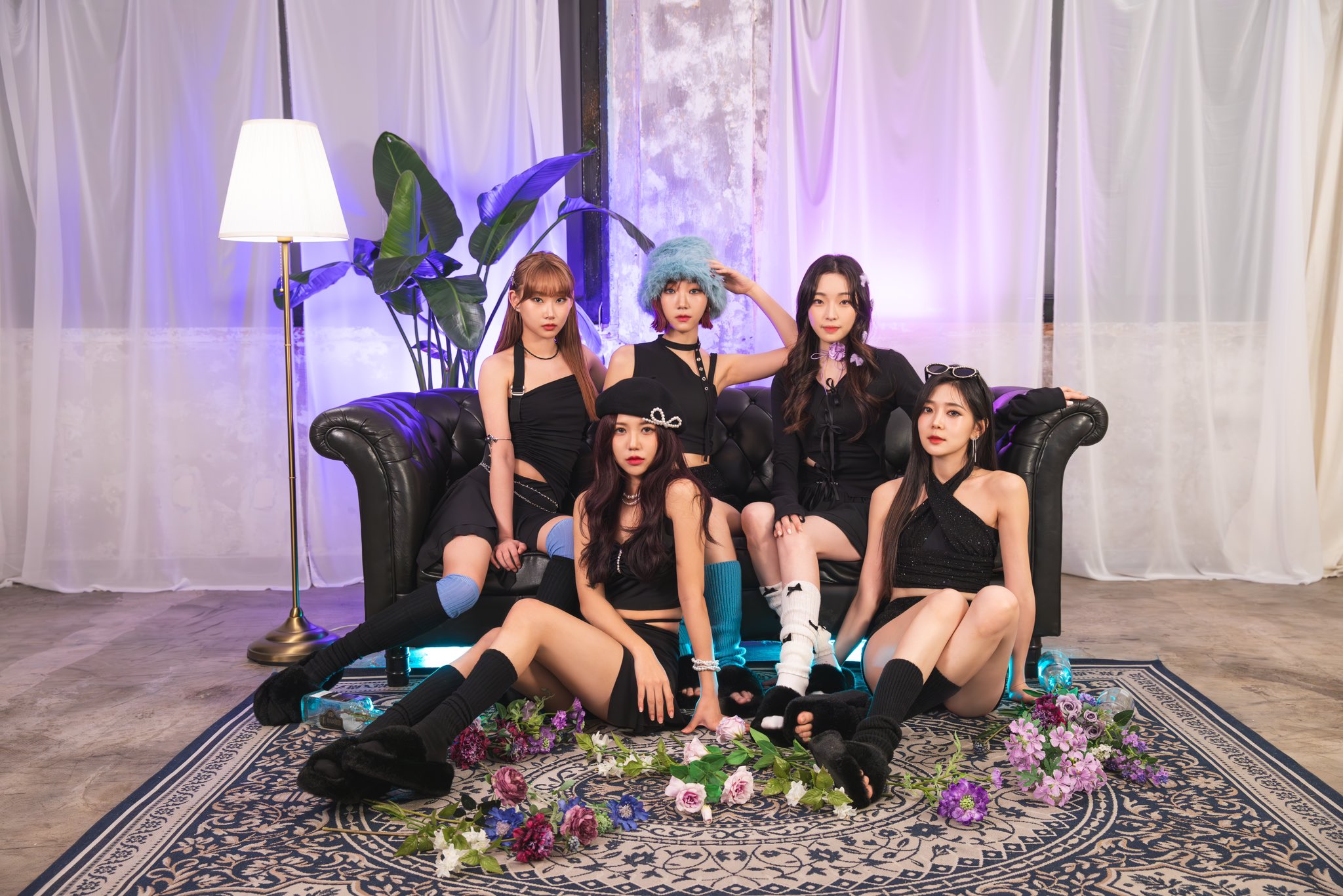 GC7q5mSa4AAzeu1?format=jpg&name=large