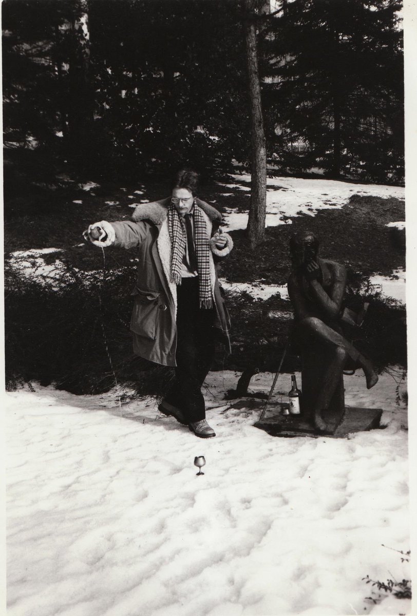 This is me, in 1982 aged 24, pouring Jameson whiskey on James Joyce’s grave in Zurich on the centenary of his birth. #FinnegansWake