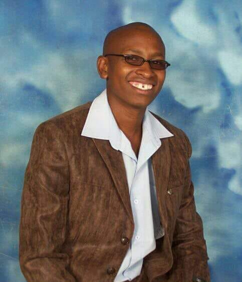 #Mwīhīrīto Day 3 of 2024
"If you can't be a bridge to connect people, then don't be a wall to separate them."
Karibū mūno twīhīrīte 8pm-midnight <a href="/kamamatoo/">Martin Ndungu wa Kamande</a>