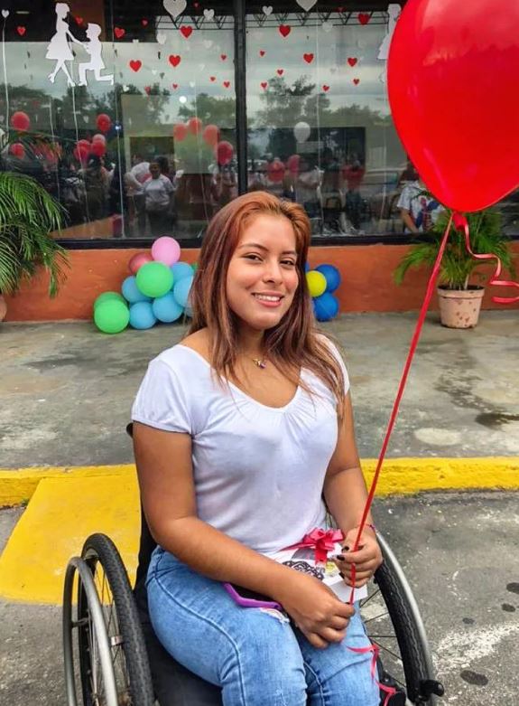 SPINALpedia's tweet photo. María Fernanda Laguado from Brazil became a Paralympic fencer after her 2009 injury. Follow her at https://t.co/ieVm8nGHDJ #paralympian #brasil #adaptivefencing https://t.co/dSsnp0QGqG