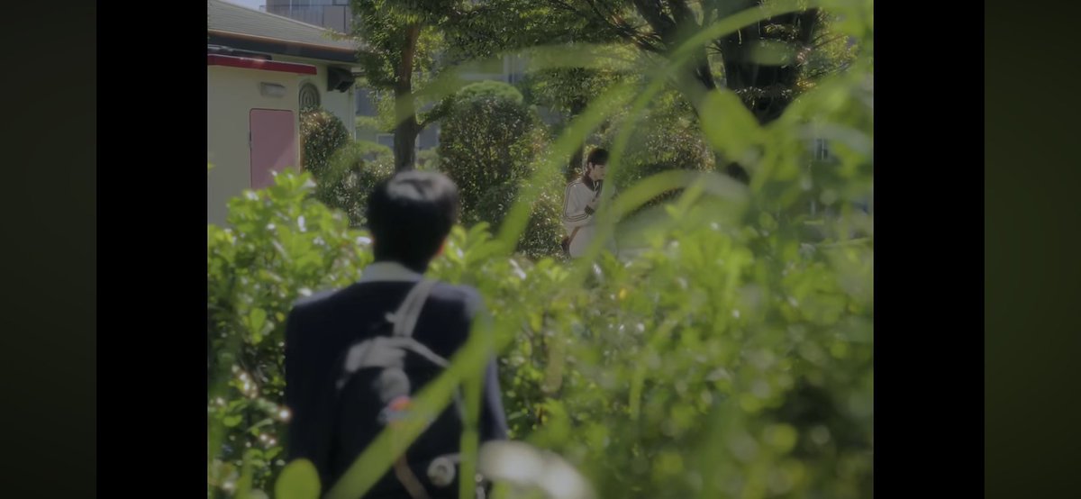 สรุป วิเคราะห์ Trailer เปิดตัววง #TWS คิดว่าเรียงตามลำดับการเข้าวง or เข้ามาเป็นเด็กฝึก บอกเล่าดีมากเลยนะ คนแรกที่เข้าวงคือโดฮุน เปิดมาคือน่าจะเป็นคนที่มีพื้นฐานการเต้นมาก่อน มาสายแดนซ์ พอเข้าโรงเรียนก็มาเจอกับ ชินยู ที่แอบซ้อมแรปคนเดียว เลยมาอยู่ด้วยกัน (ต่อๆ👇🏻)