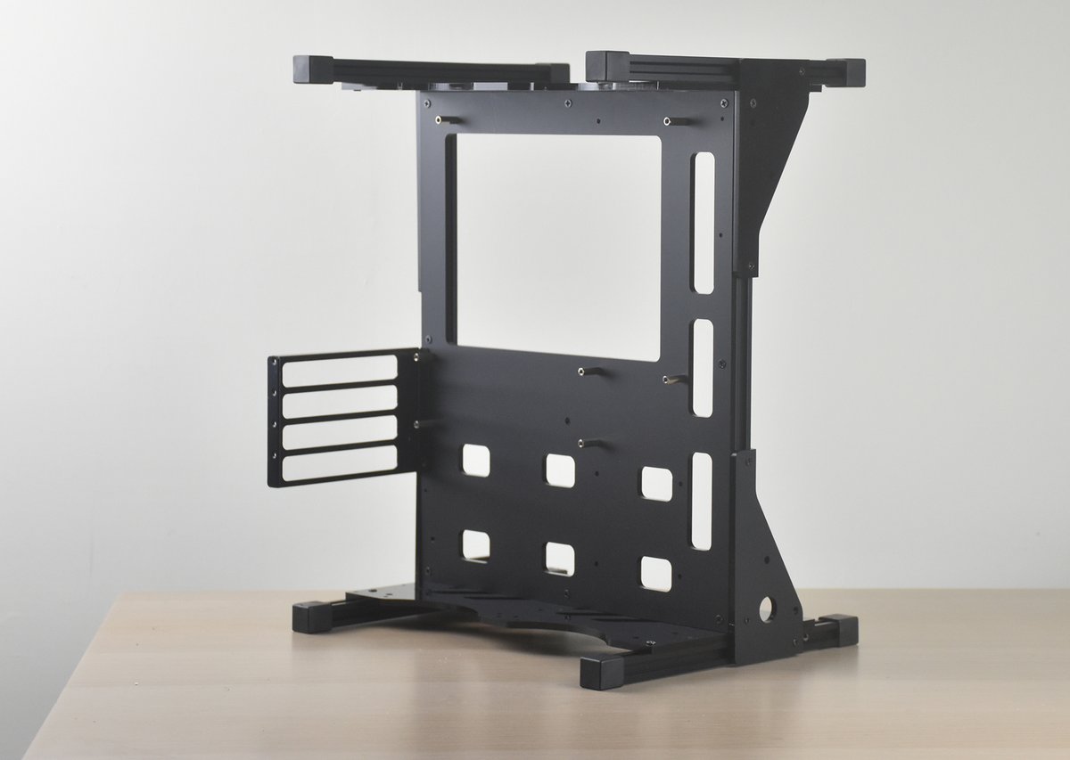 geeekstore's tweet image. In the beginning, our design was too complicated. Next, we will start simplifying to make the installation easier. #geeekcase #testbench