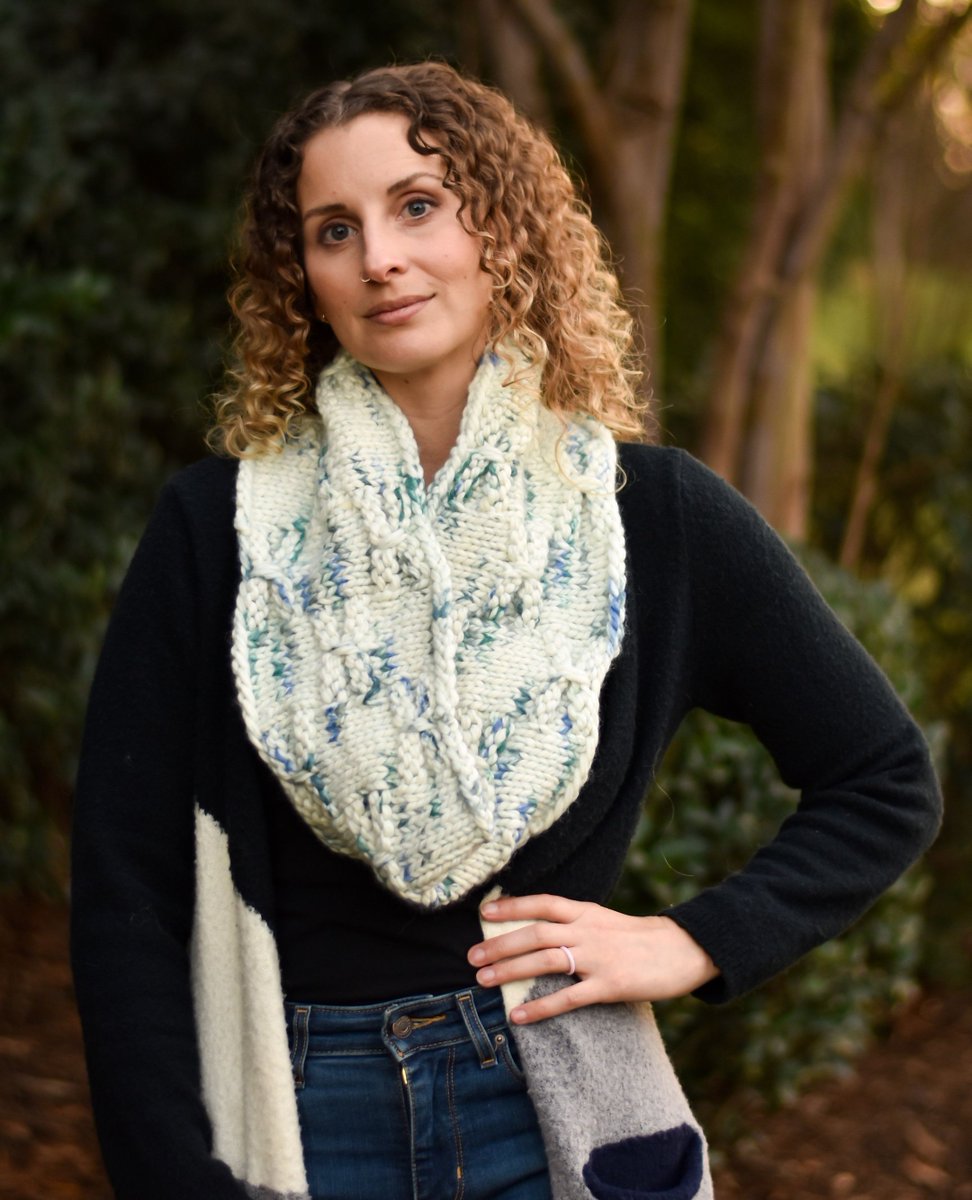 Universal Yarn tweet media