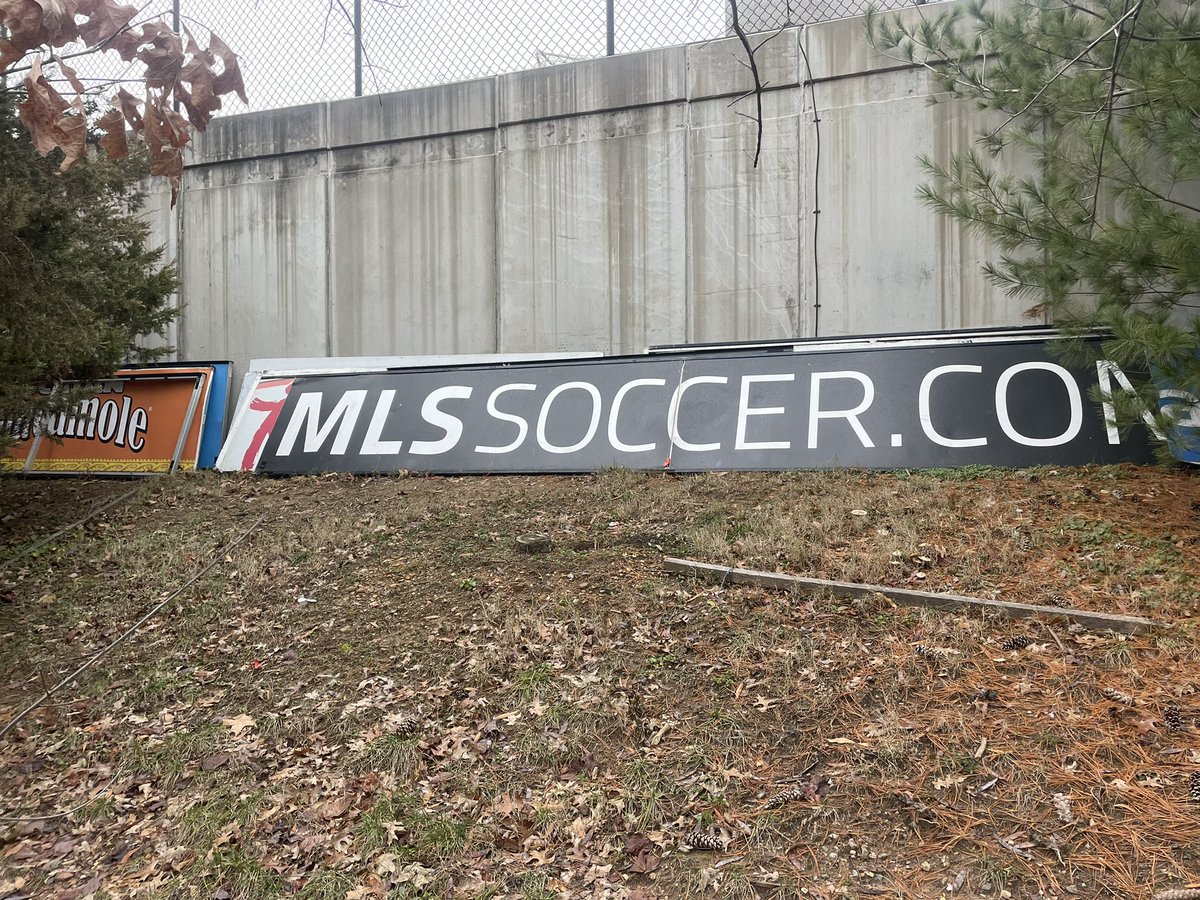 DC Unhilist tweet media